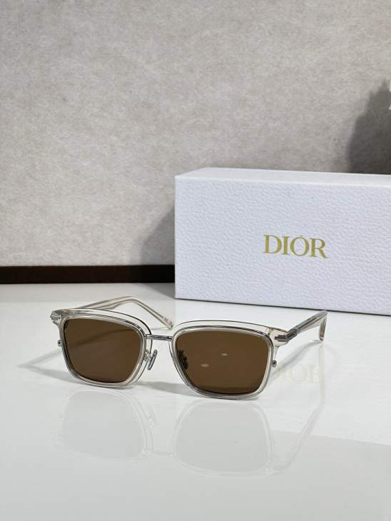 Picture of Dior Sunglasses _SKUfw77817055fw